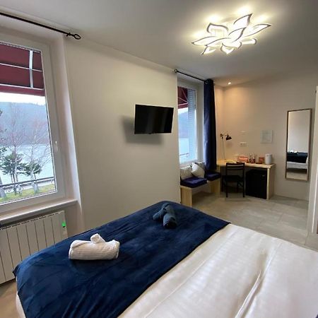 Hotel La Bonne Hotesse Chambon-sur-Lac Eksteriør billede