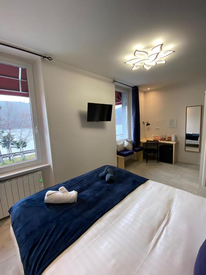 Hotel La Bonne Hotesse Chambon-sur-Lac Eksteriør billede