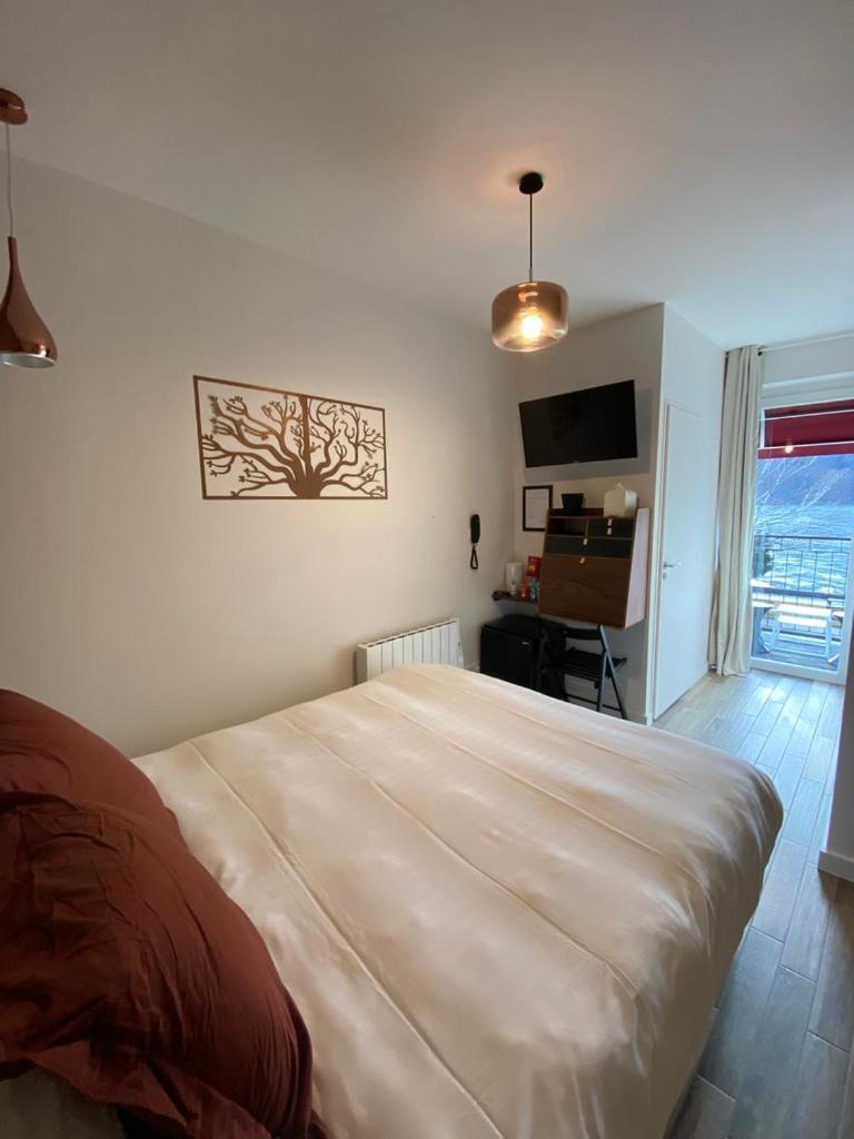 Hotel La Bonne Hotesse Chambon-sur-Lac Værelse billede