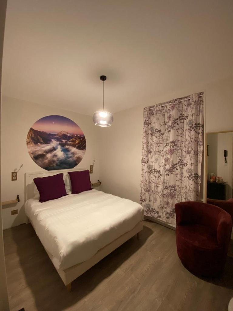 Hotel La Bonne Hotesse Chambon-sur-Lac Eksteriør billede